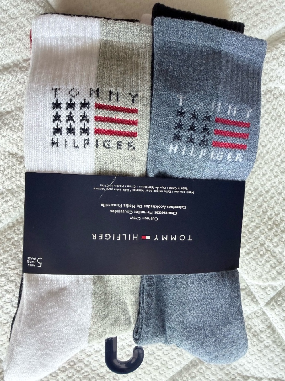 TOMMY HILFIGER